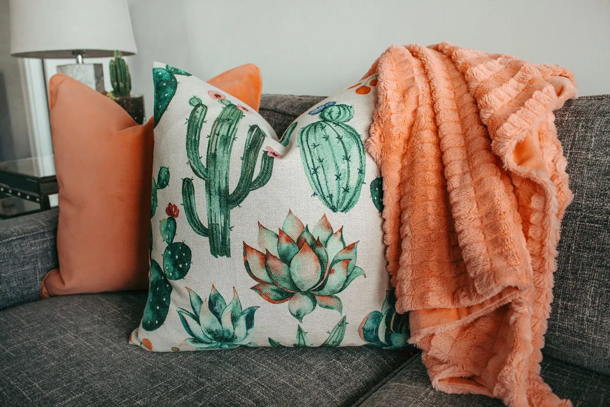 Beginner’s Guide to Mixing Patterns and Textures in a Cozy Room